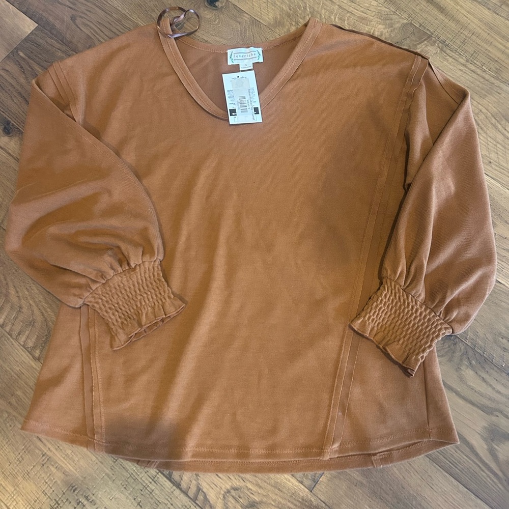 Adorable fall top